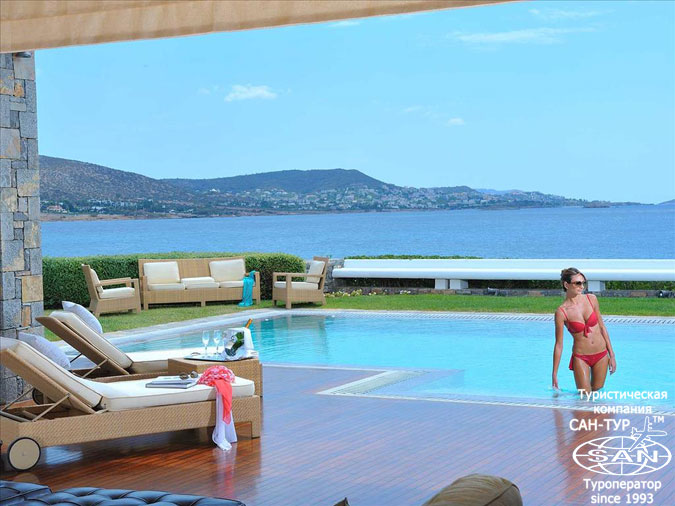   Grand Resort Lagonissi 5* De Luxe 