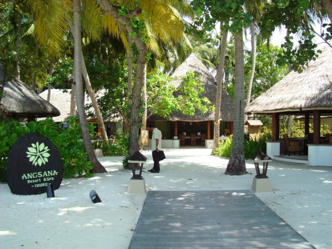 ANGSANA RESORT & SPA MALDIVES, IHURU 5* LUXE