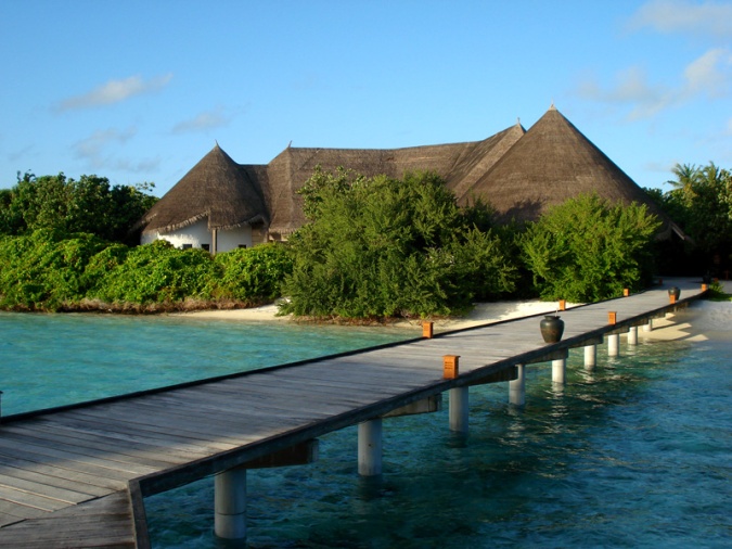 ISLAND HIDEAWAY AT DHONAKULHI MALDIVES, SPA RESORT & MARINA 5* LUXE