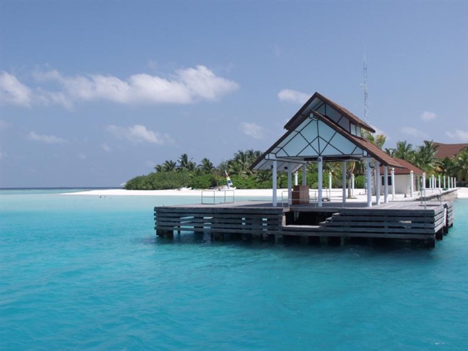 LAGUNA MALDIVES BEACH RESORT 5* (- )