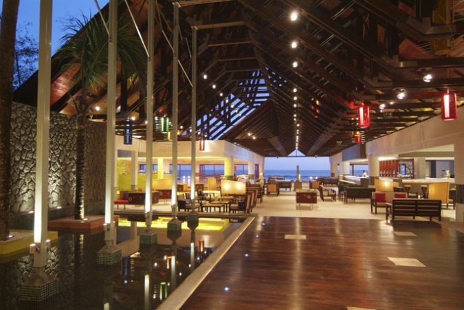 LE MERIDIEN BARBARONS 4*