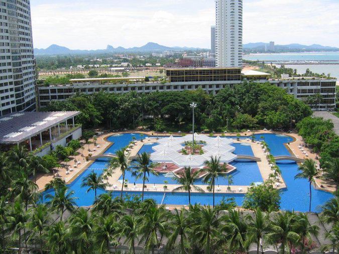 AMBASSADOR CITY JOMTIEN 4* -  