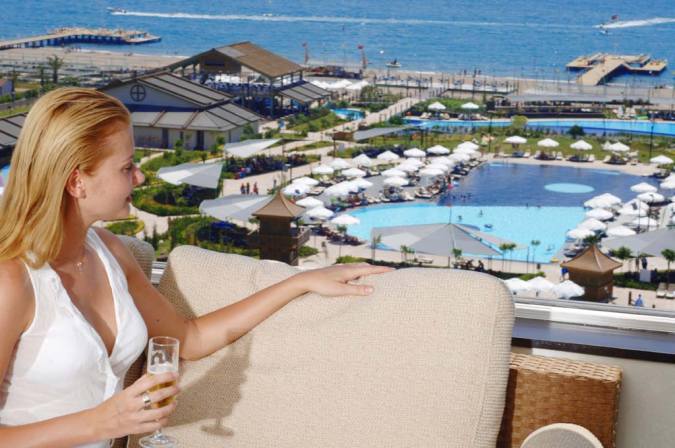 LIMAK LARA DE LUXE HOTEL RESORTS 5* -  