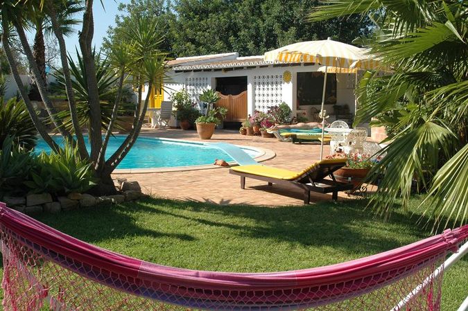 CASA AMARELA NATURIST HOLIDAY