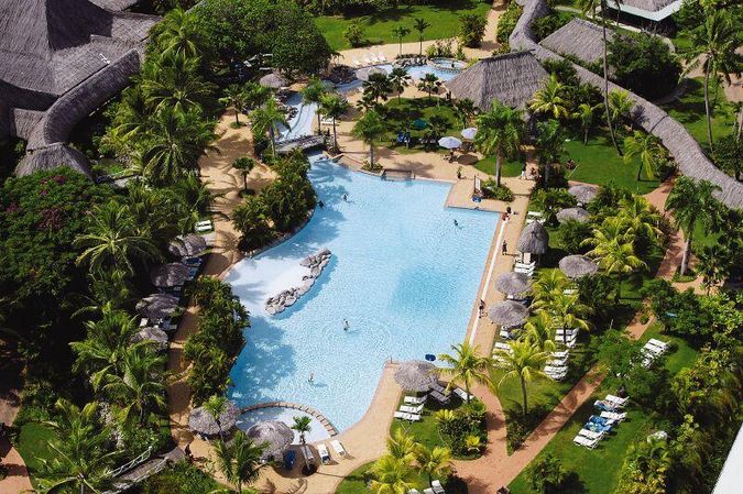  OUTRIGGER ON THE LAGOON FIJI 5* -     -