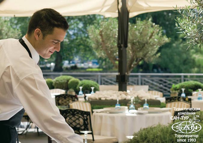   Four Seasons Hotel des Bergues Geneva 5* De Luxe 