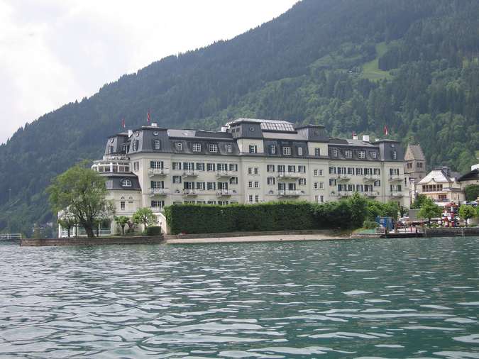  GRAND HOTEL ZELL AM SEE 4*    -