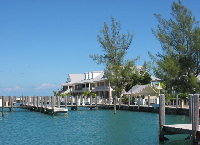   Old Bahama Bay Resort Yacht Harbour 4*   -