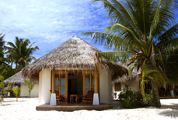 SHERATON FULL MOON MALDIVES HOTEL 5* - BEACHFRONT COTTAGE ROOM