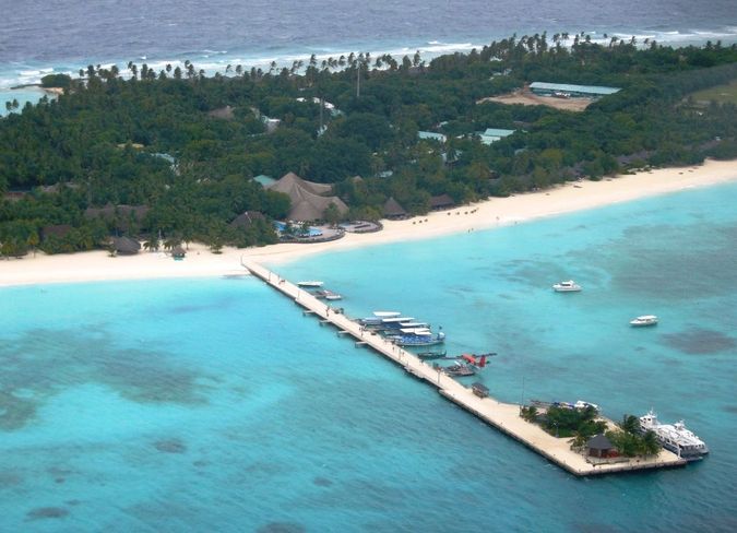 KUREDU ISLAND RESORT MALDIVES 4* - -