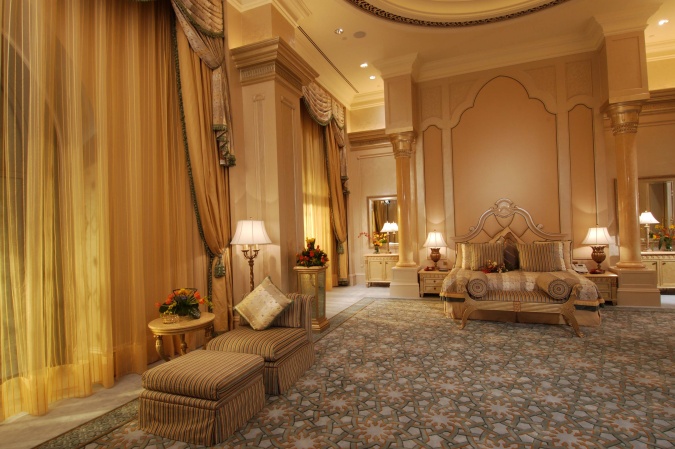 роскошная гостиница во дворце без смс
